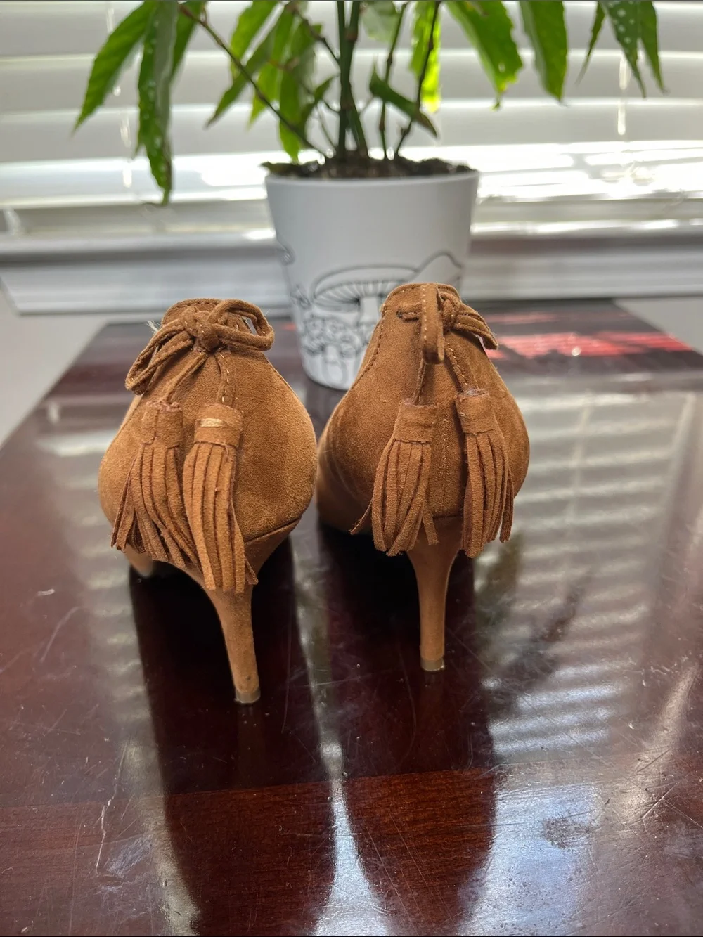 Marc Fisher Chestnut Suede Pointed-Toe Pumpssize 5.5